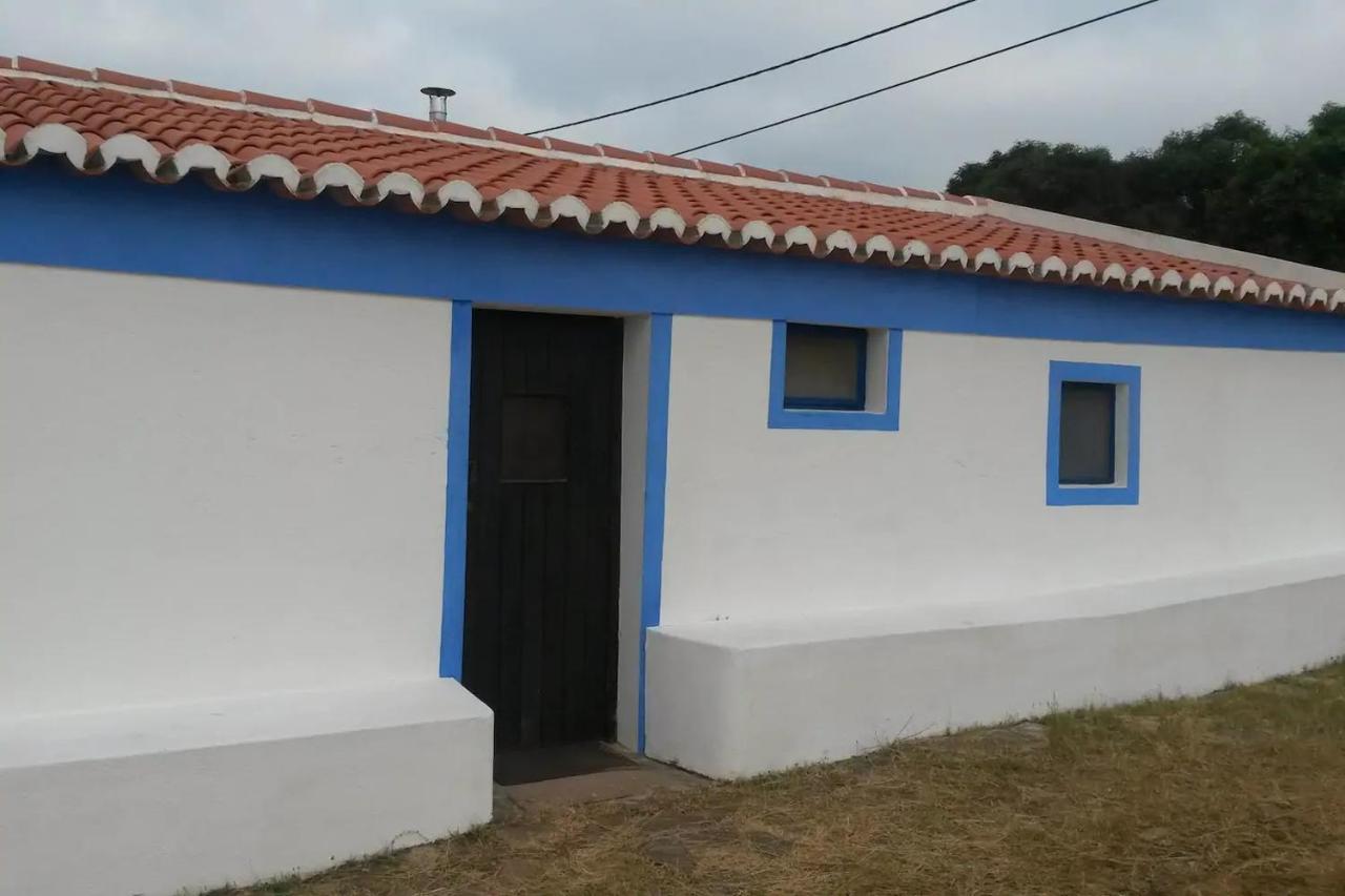 Blue House At Wild Coast - Beach Aljezur Luaran gambar